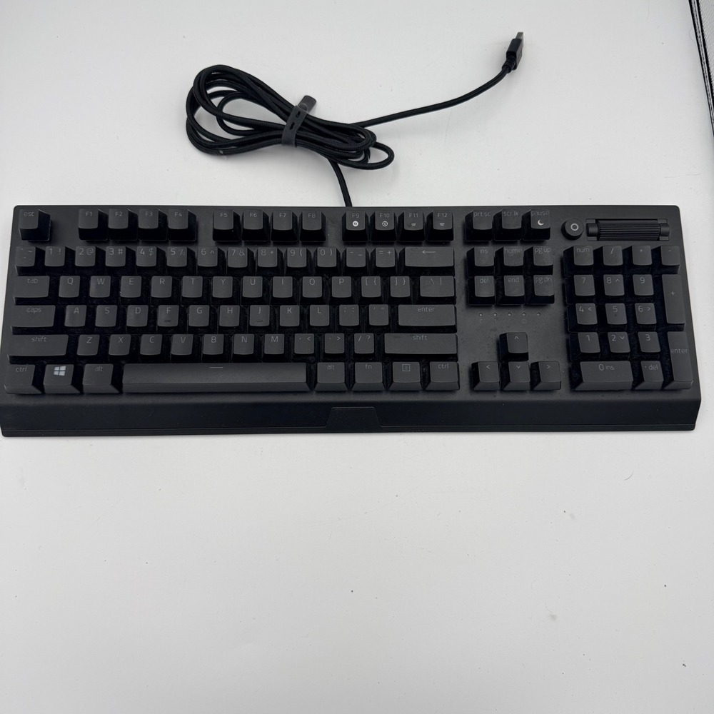 Razer BlackWidow V3 Mechanical Gaming Keyboard Green Switches RZ03-0354 Black